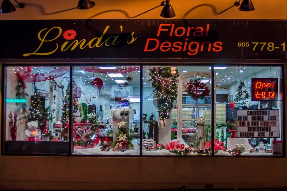 Linda’s Floral Designs wins best decorated window front contest (9 photos)