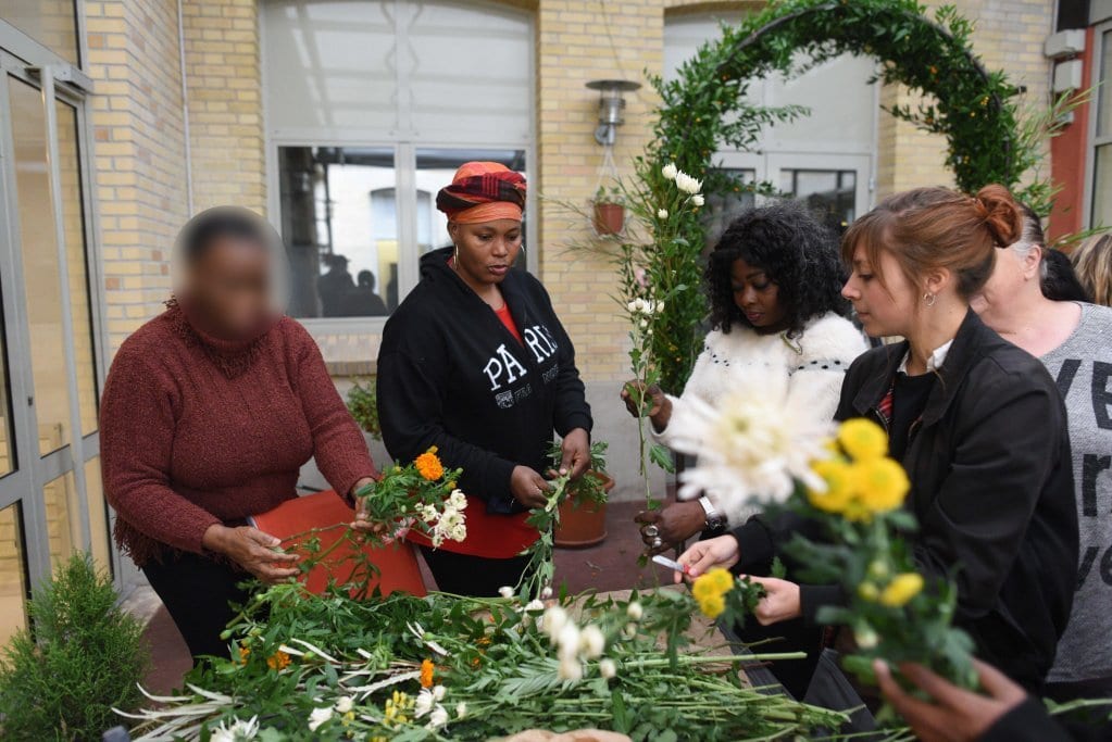 The floral workshop helping migrant women heal