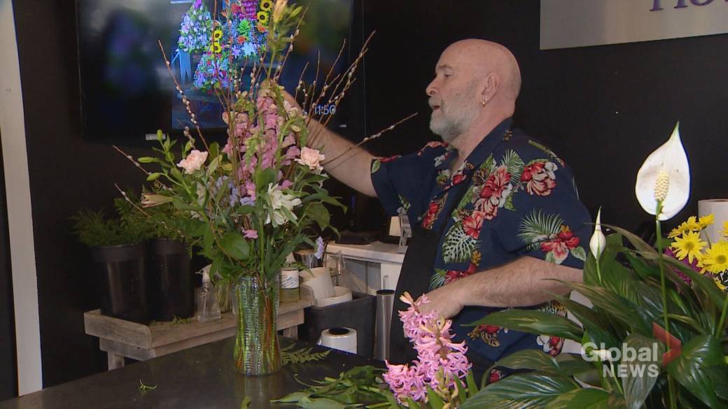 Maritime weddings cancelled amid COVID-19 pandemic impacts many, says N.S. florist