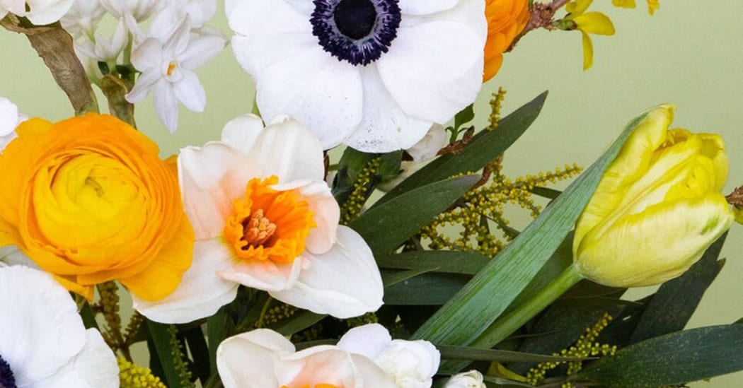 10 Florists Delivering Vibrant Bouquets for Mother’s Day