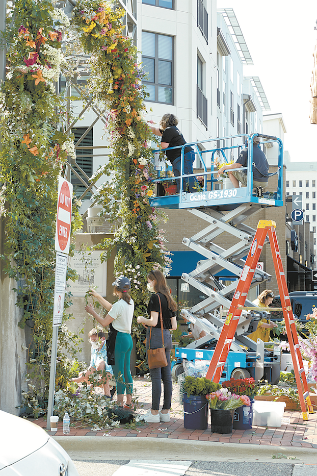 Flower Power : Florists Send a Message of Hope with Rotary Trail Installation
