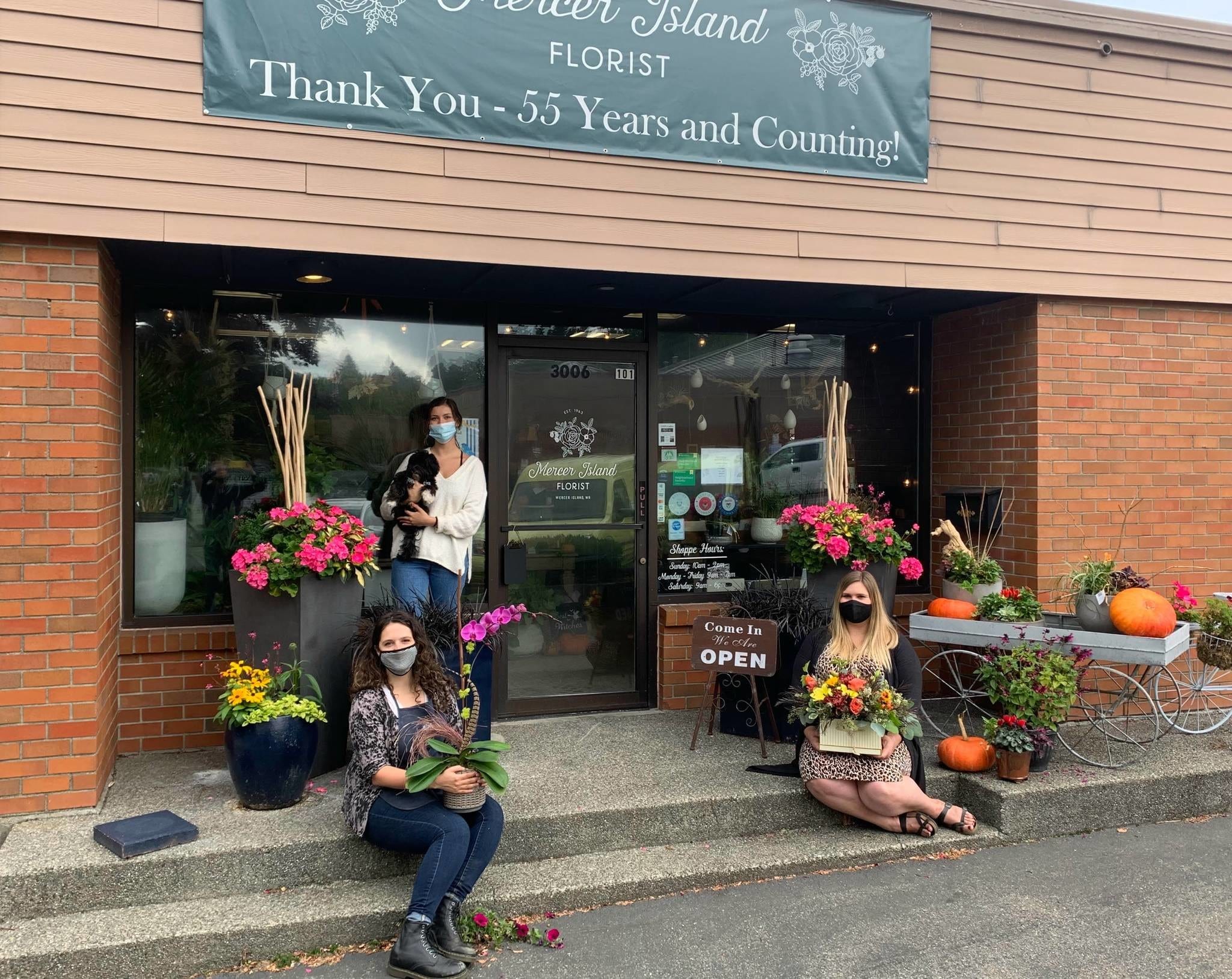 Mercer Island Florist connects with the community