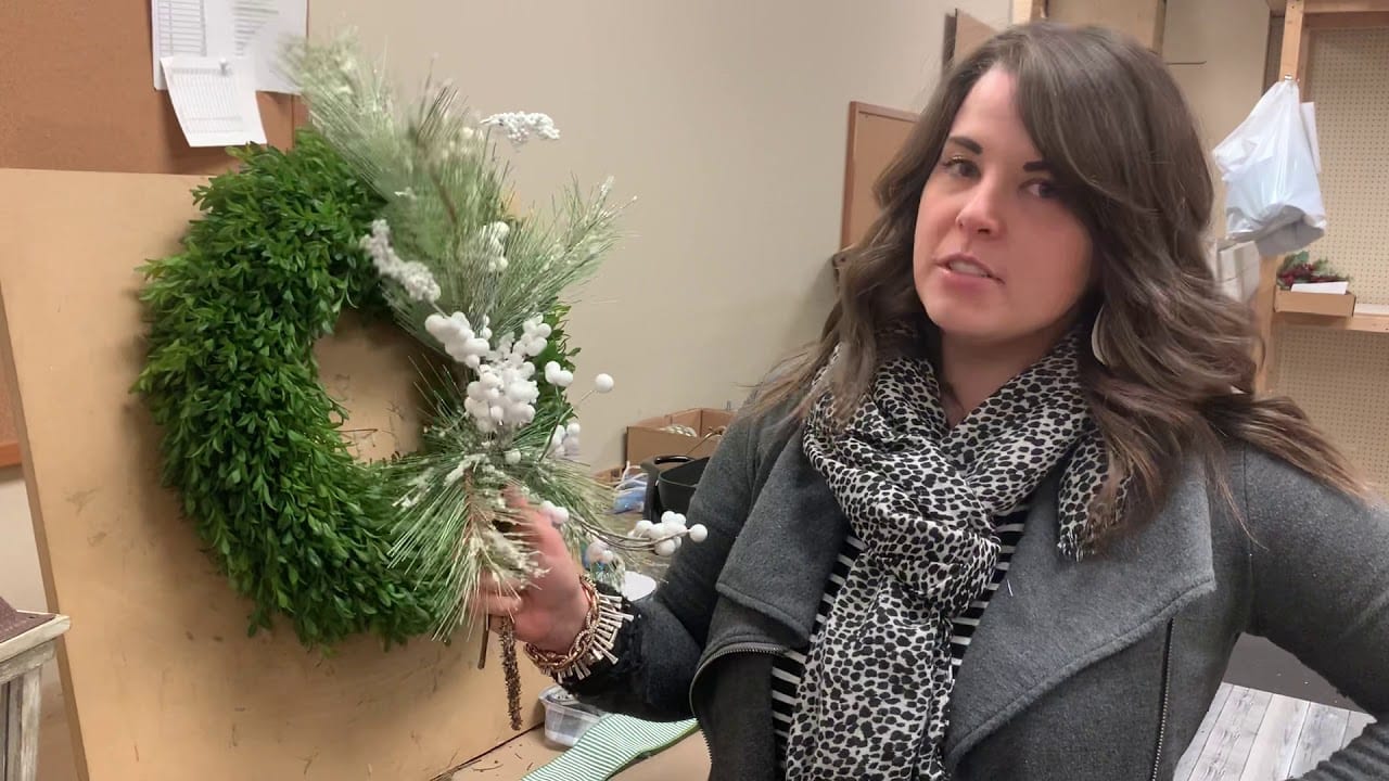 WHITE WINTER BERRY SWAG kit and how to w/ Anna from Dee’s. Decorate a lantern or wreath for winter