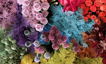 Flower gowns, anyone? These trends are giving floristry new life