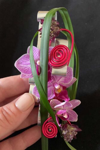 Go pinless! Boutstix Boutonnière Magnets are simply wrapped within  boutonnieres and corsages! #askyourfl…