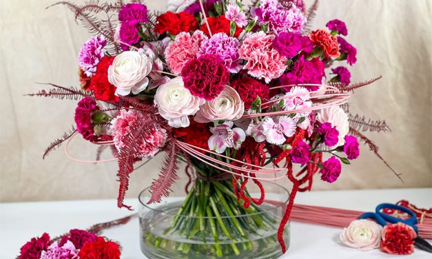 Hand-tied Bouquet for Valentine’s Day