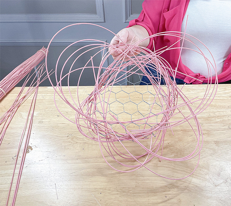mechanics of chicken wire and medallino