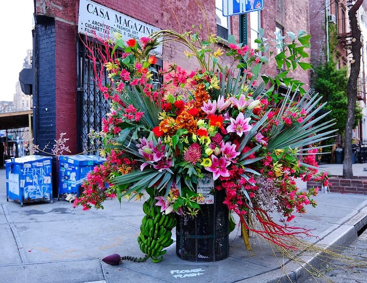 flower installation -new york- by lewis-miller