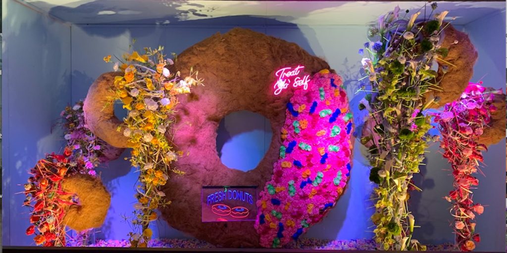 Schaffer Designs floral donut display