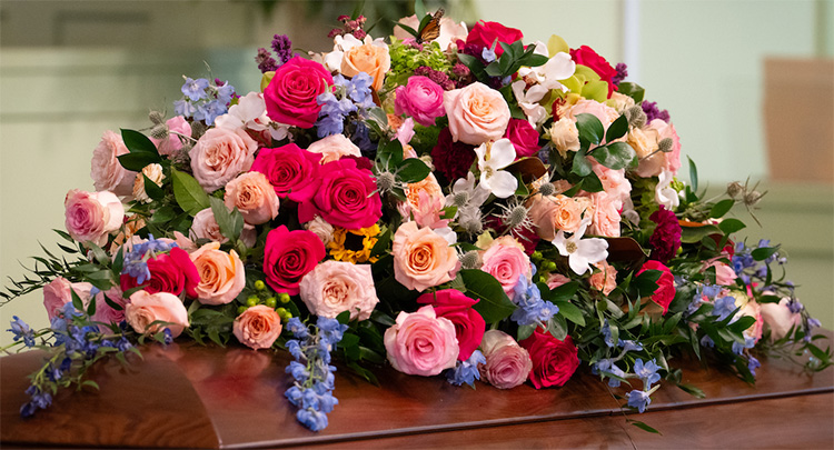 casket floral arrangement